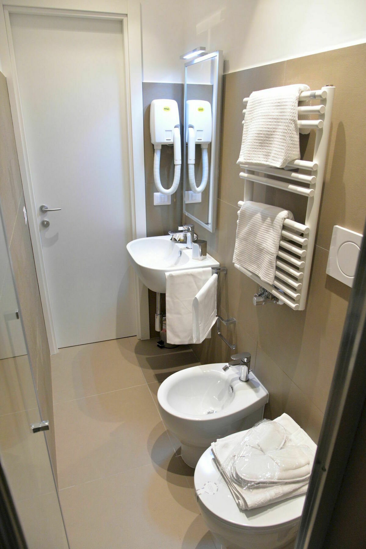 רומא Little Rose Residence מראה חיצוני תמונה